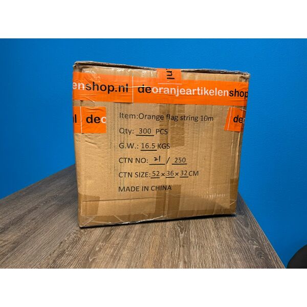 3000 Meter Oranje Vlaggenlijn met 5400 Puntvlaggen – WK Actiepakket 2026 3000 Meter Oranje Vlaggenlijn met 5400 Puntvlaggen – WK Actiepakket 2026